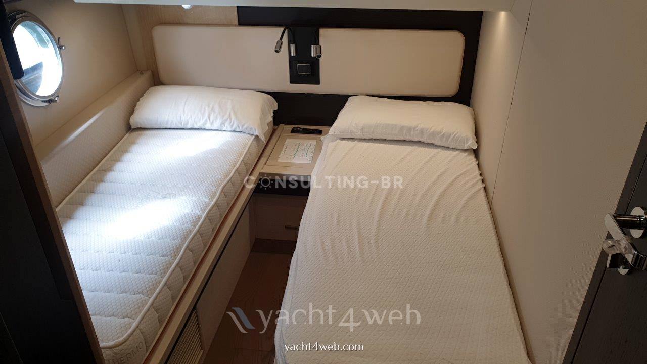 Azimut 66 fly 机动船 用于销售