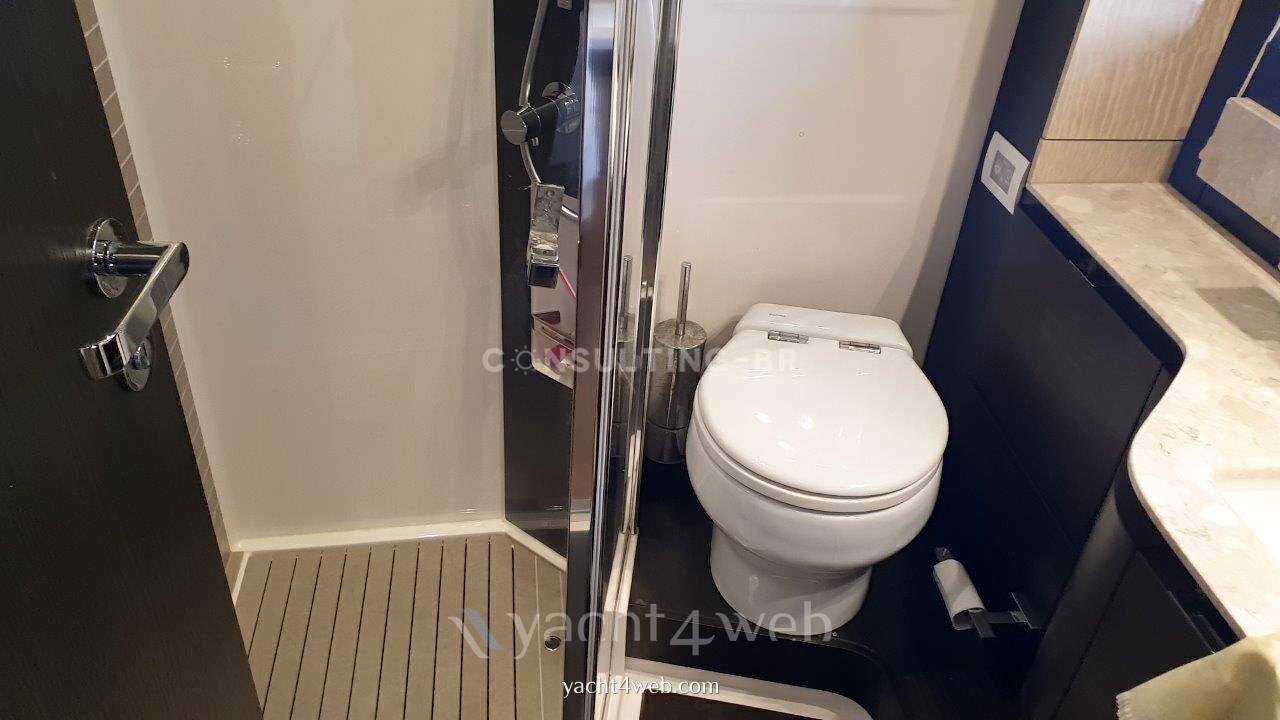 Azimut 66 fly 使用