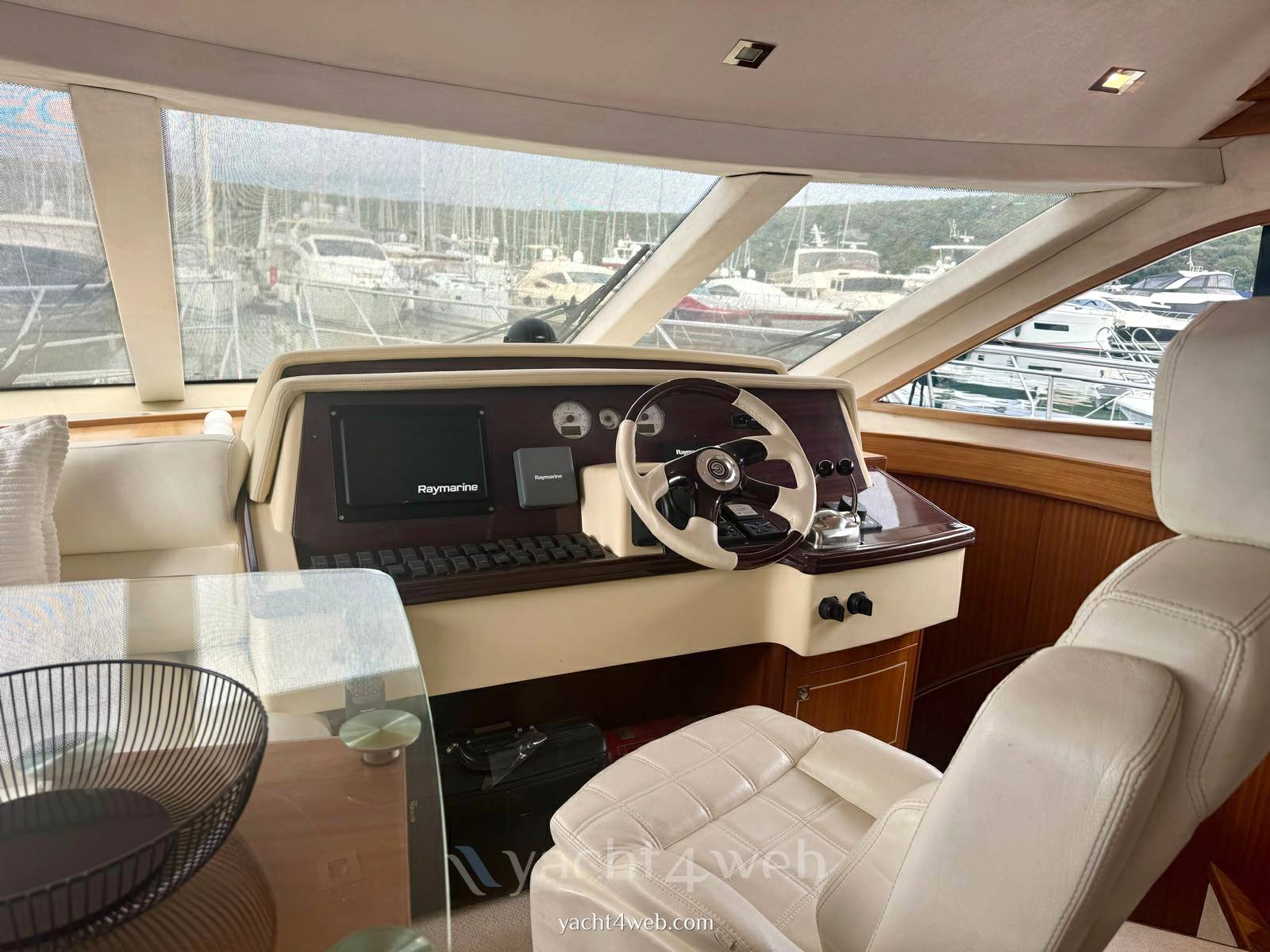Galeon 530 fly 