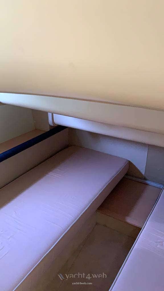 Azimut 40 fly 机动船 用于销售