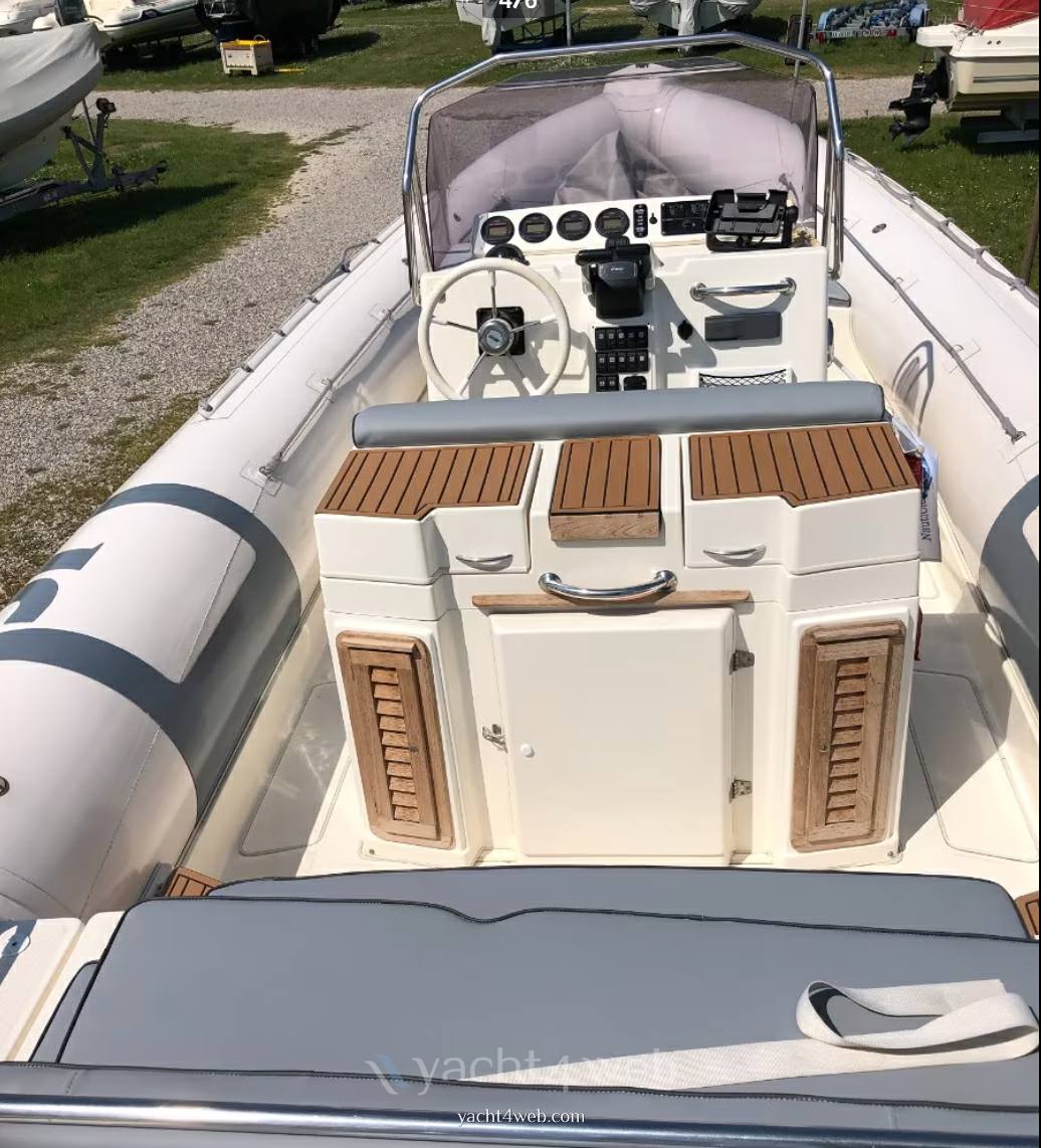 Joker boat Clubman 28 Flybridge