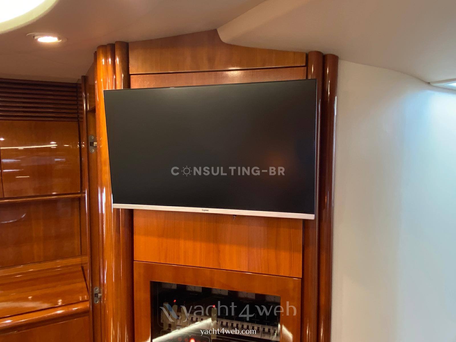 Pershing 54 机动船