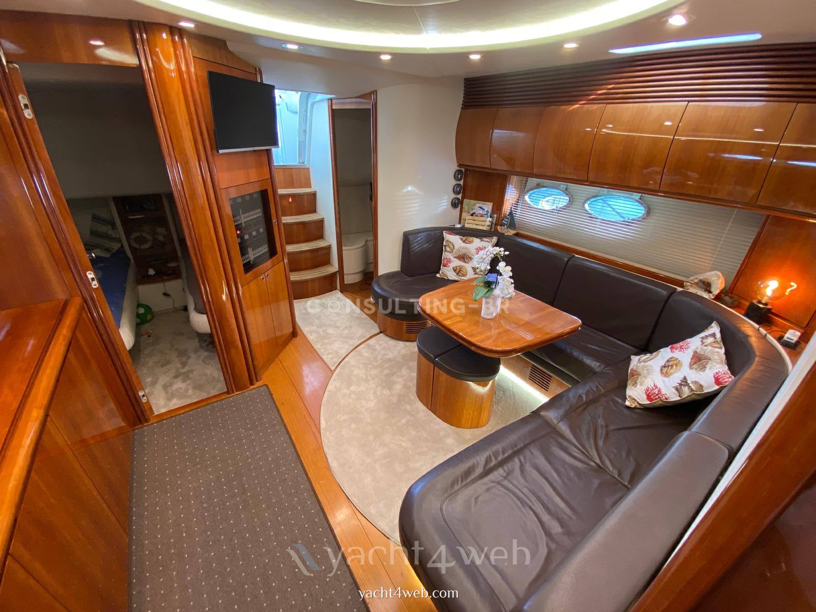 Pershing 54 驾驶桥楼 使用