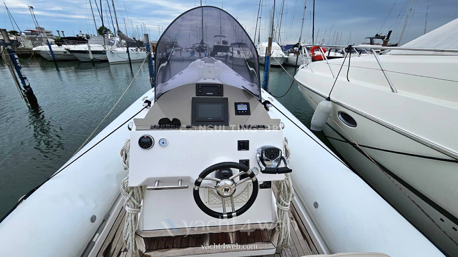 Oromarine S11 Flybridge usato