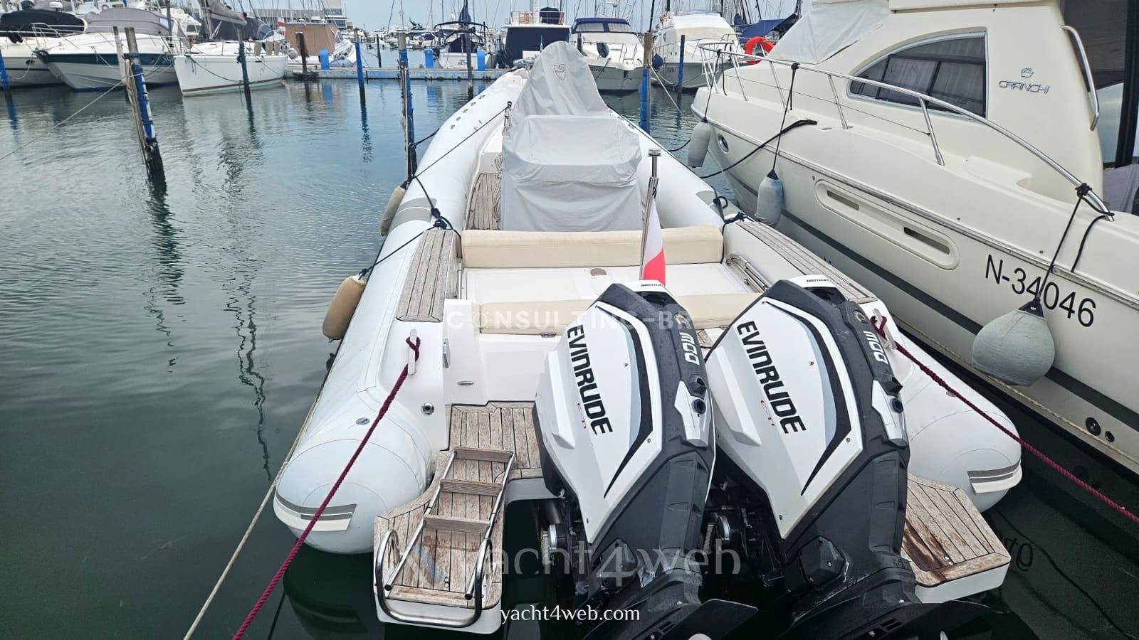 Oromarine S11 Flybridge usato