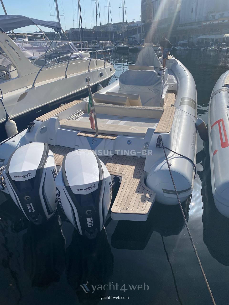 Oromarine S11 barca a motore