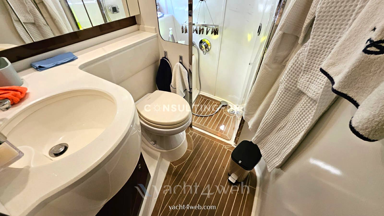 Princess V 48 ht usato