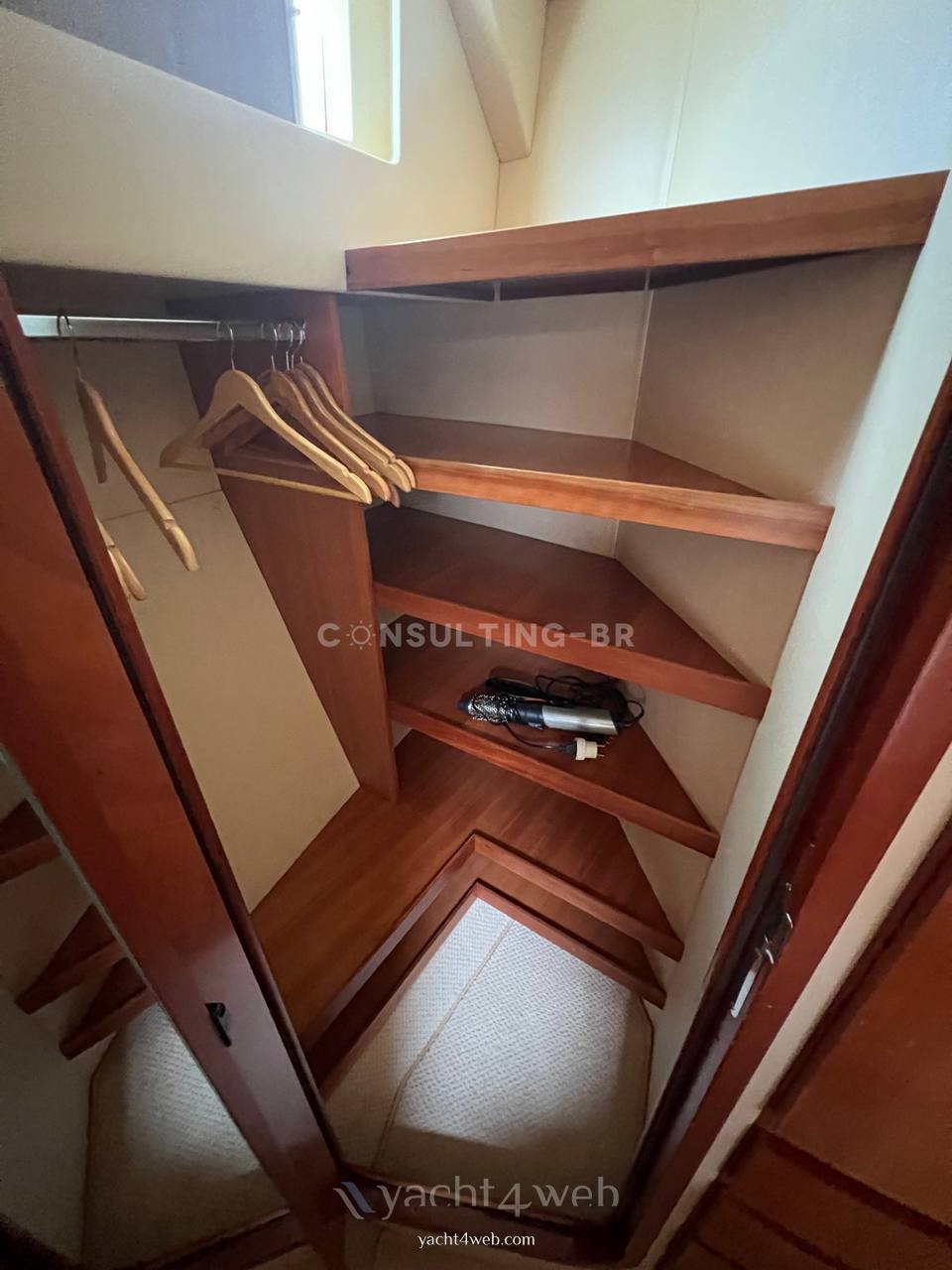 Azimut 46 fly 机动船 用于销售