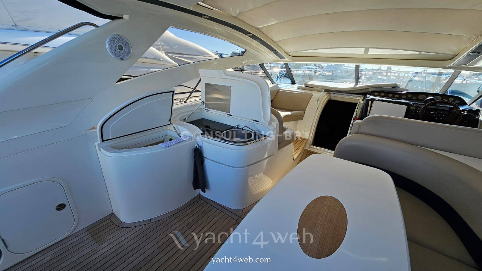 Princess V48 ht Flybridge usato