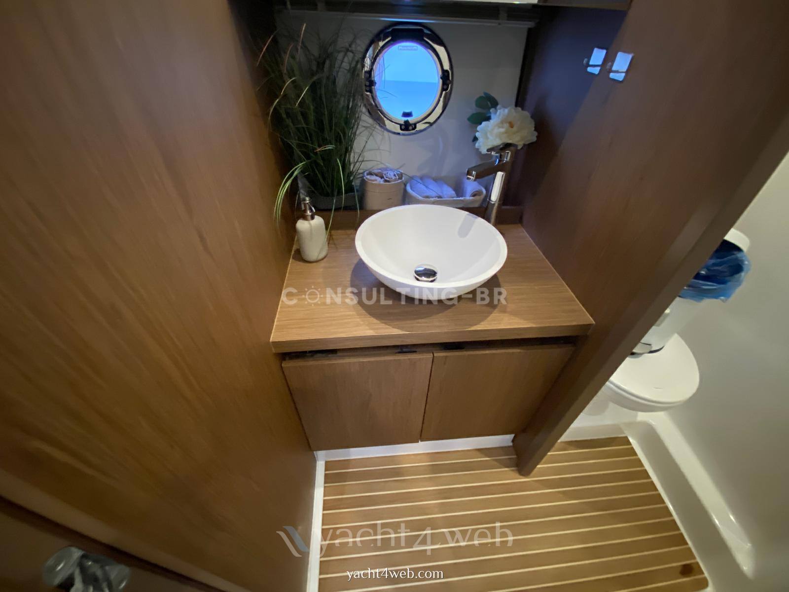 Beneteau Grand turismo gt 40 驾驶桥楼 使用