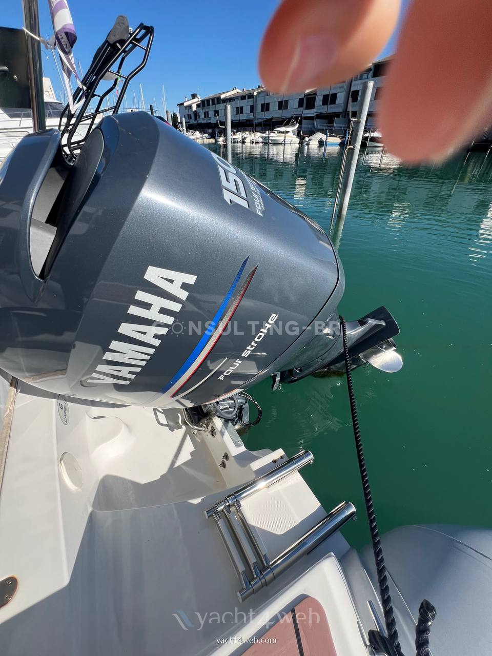 Capelli Tempest 626 照片