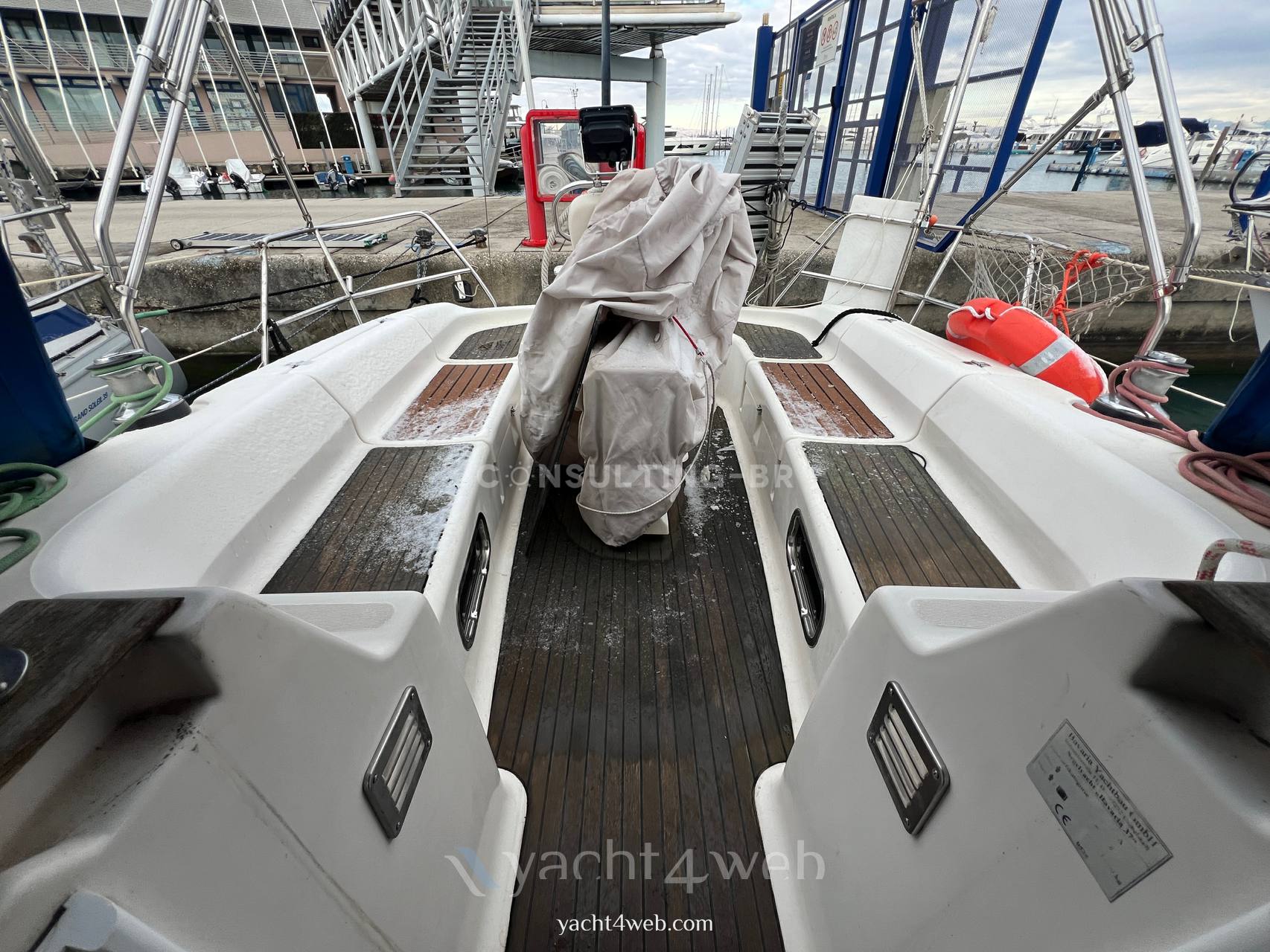 Bavaria 37 Barco à vela usado para venda