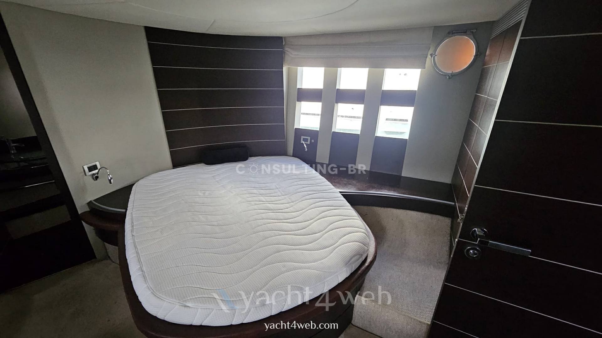 Azimut 68 s Flybridge usado