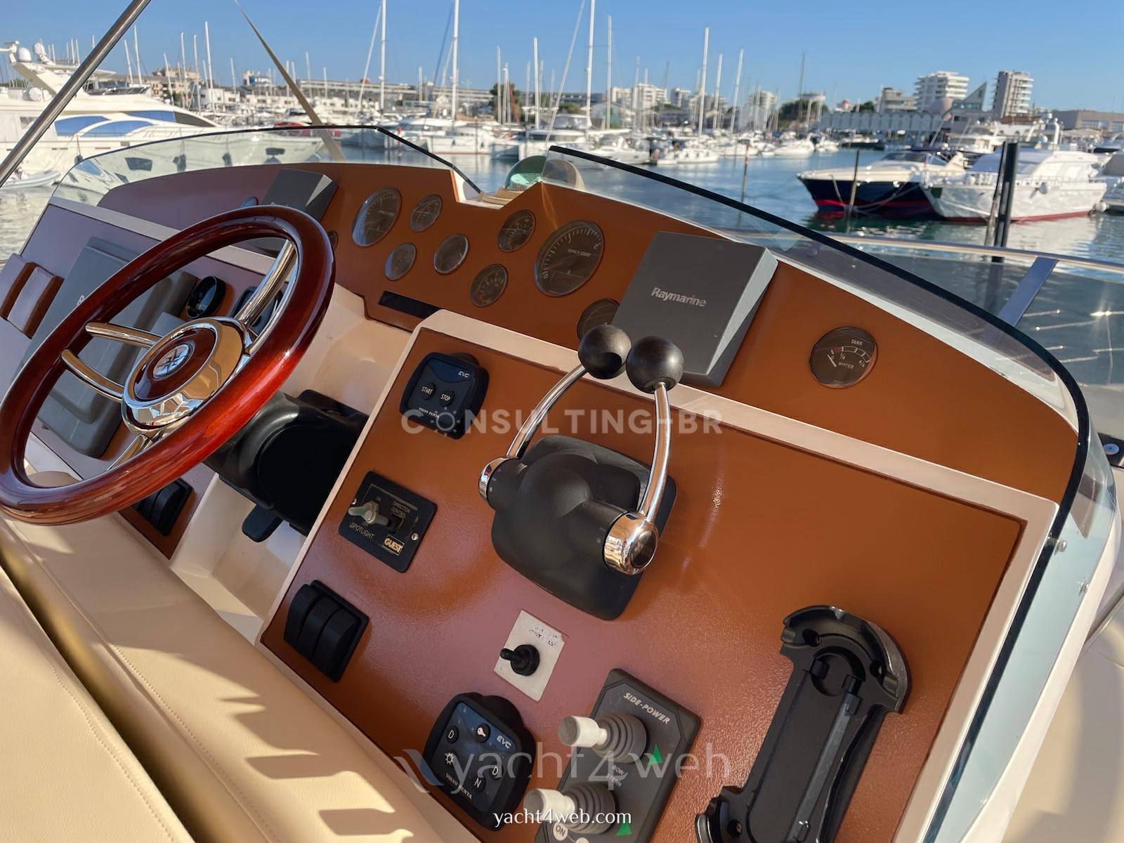 Fairline Squadron 58 Flybridge