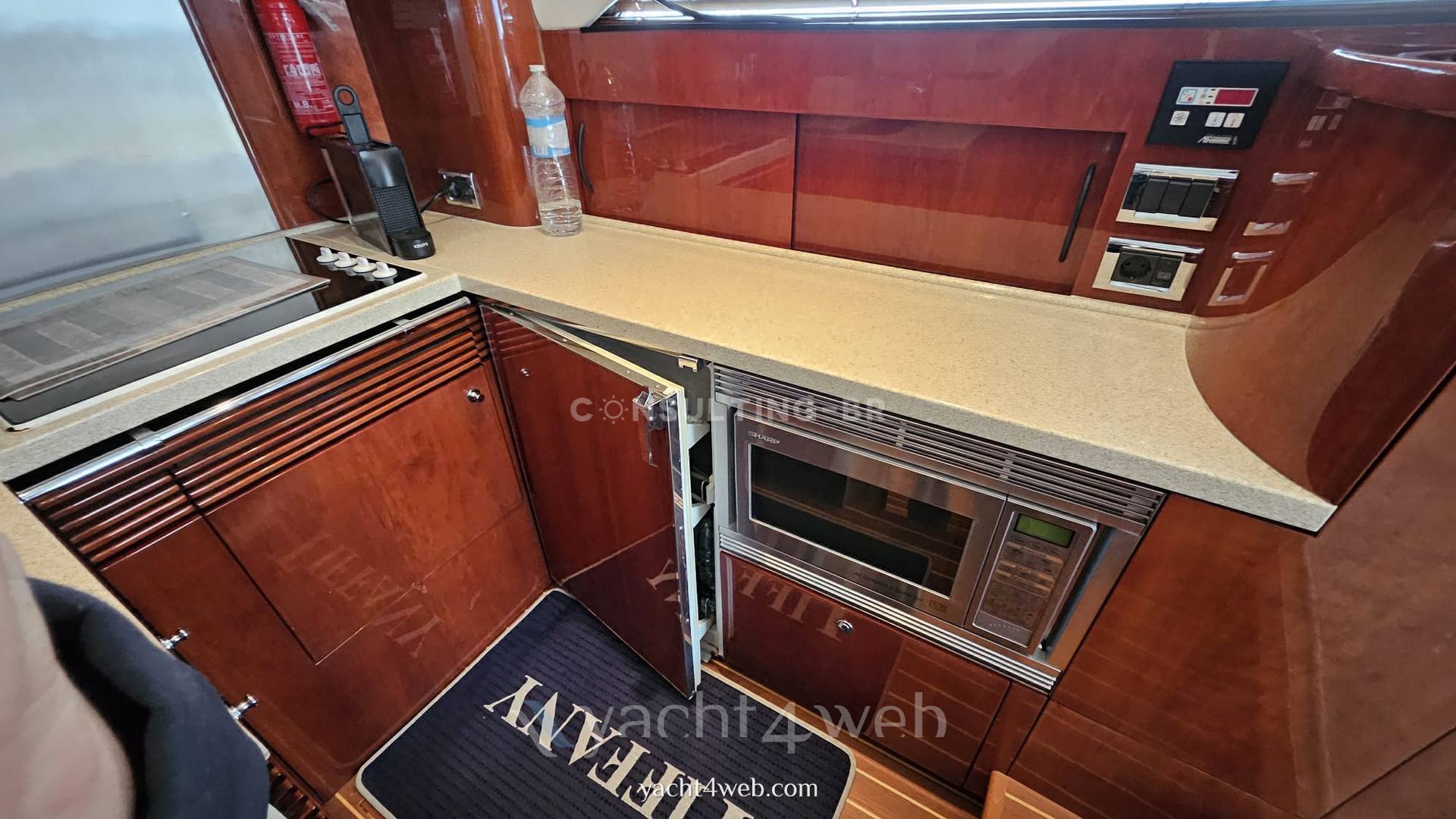 Fairline Squadron 58 Flybridge