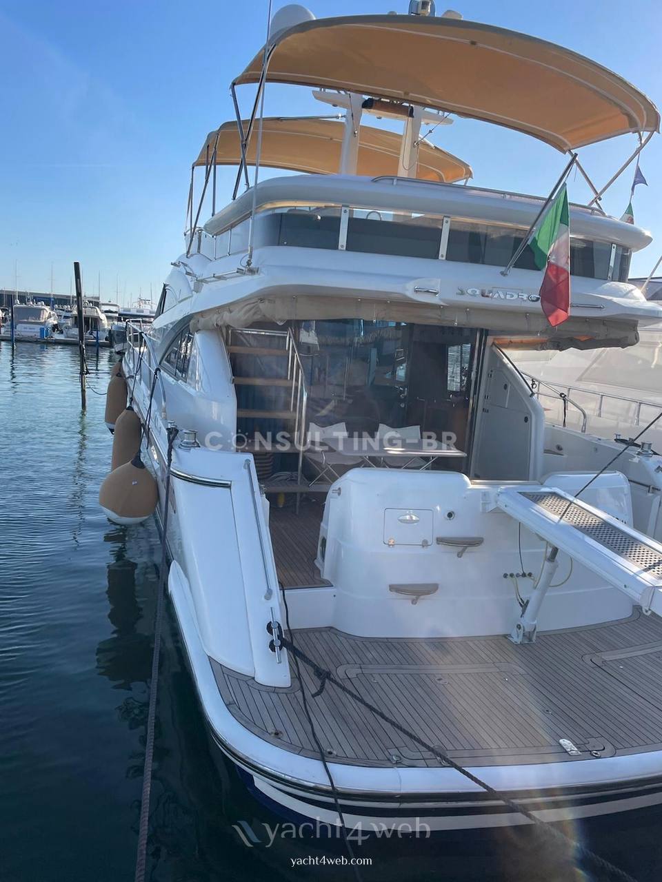 Fairline Squadron 58 Barca a motore usata in vendita