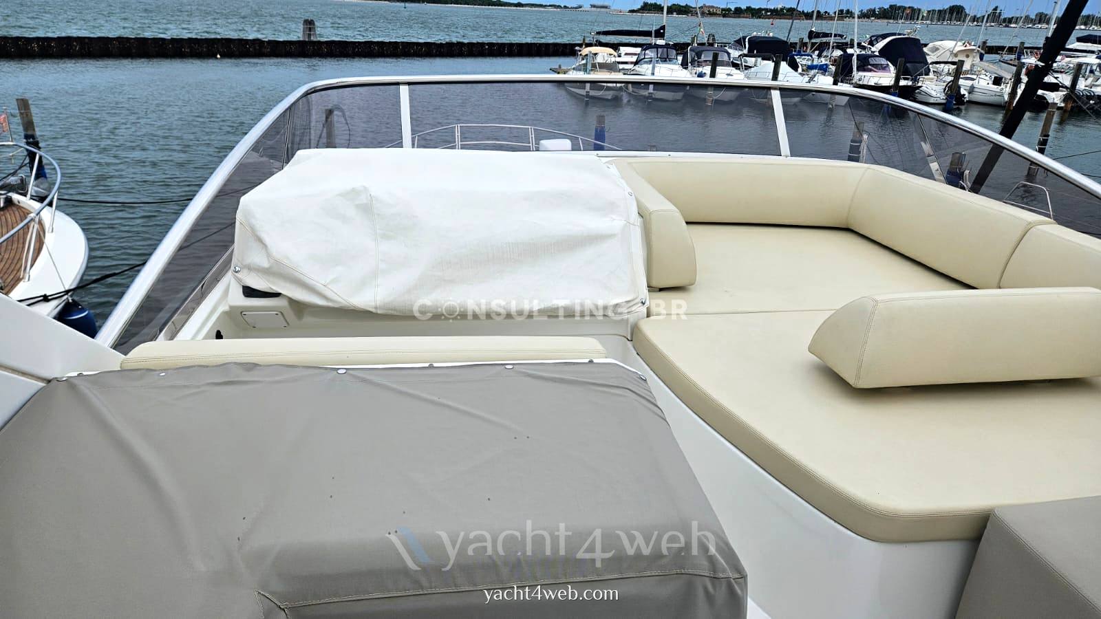 Azimut 60 fly 机动船 用于销售
