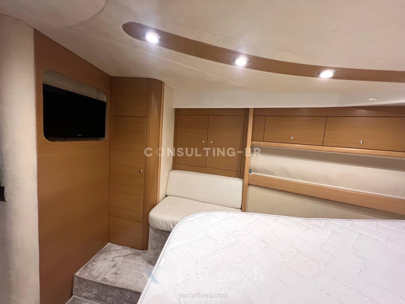 Innovazione & progetti Alena 48 bateau à moteur