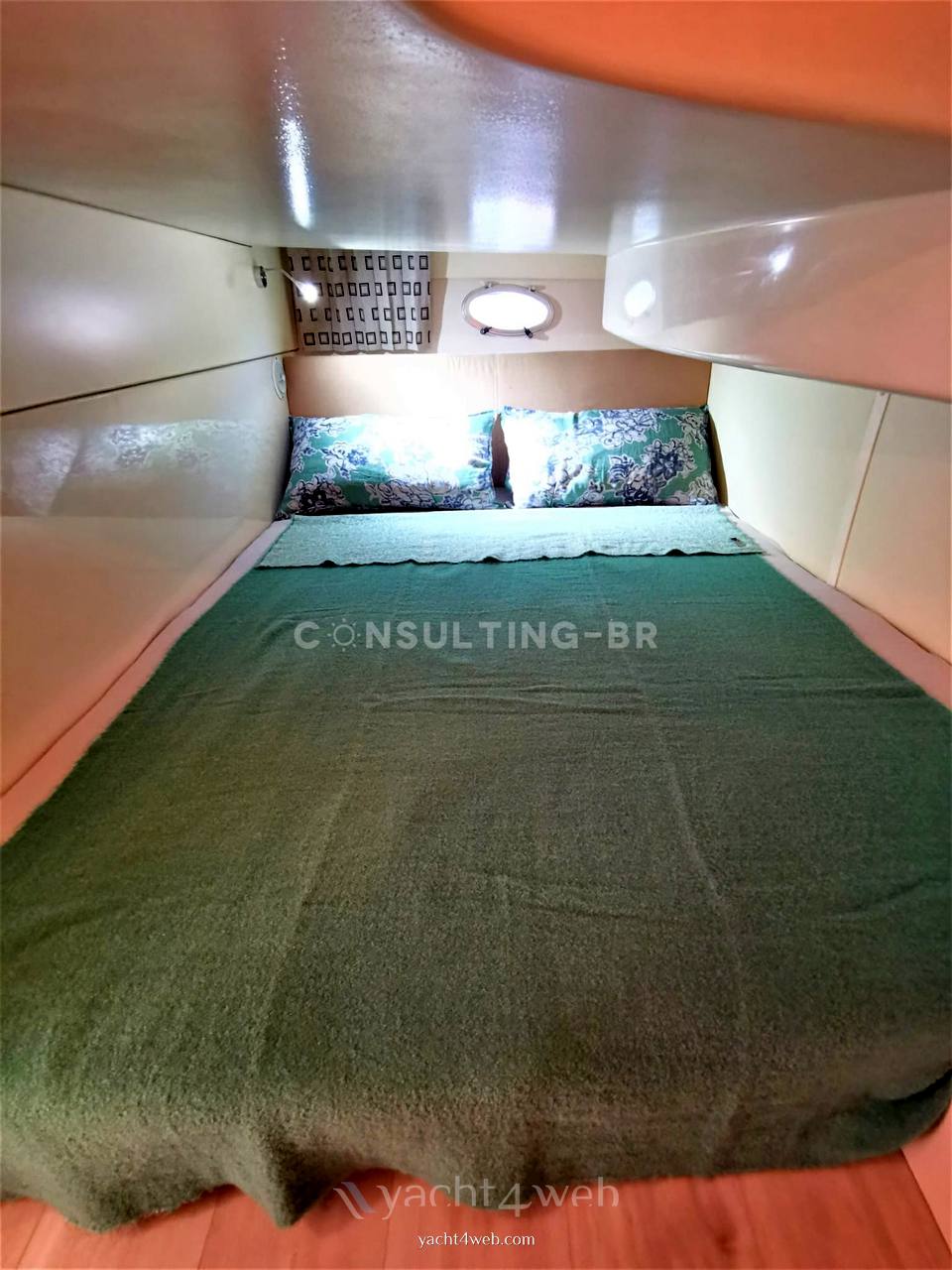Sessa Oyster 35 Photo