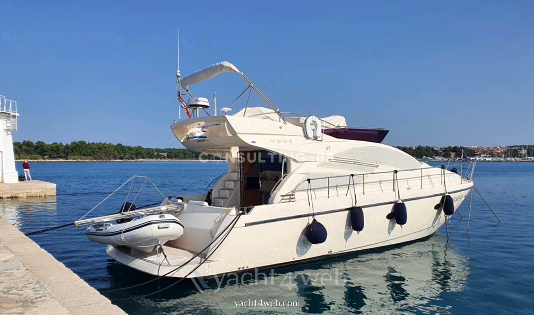 Rodman Muse 44 Flybridge