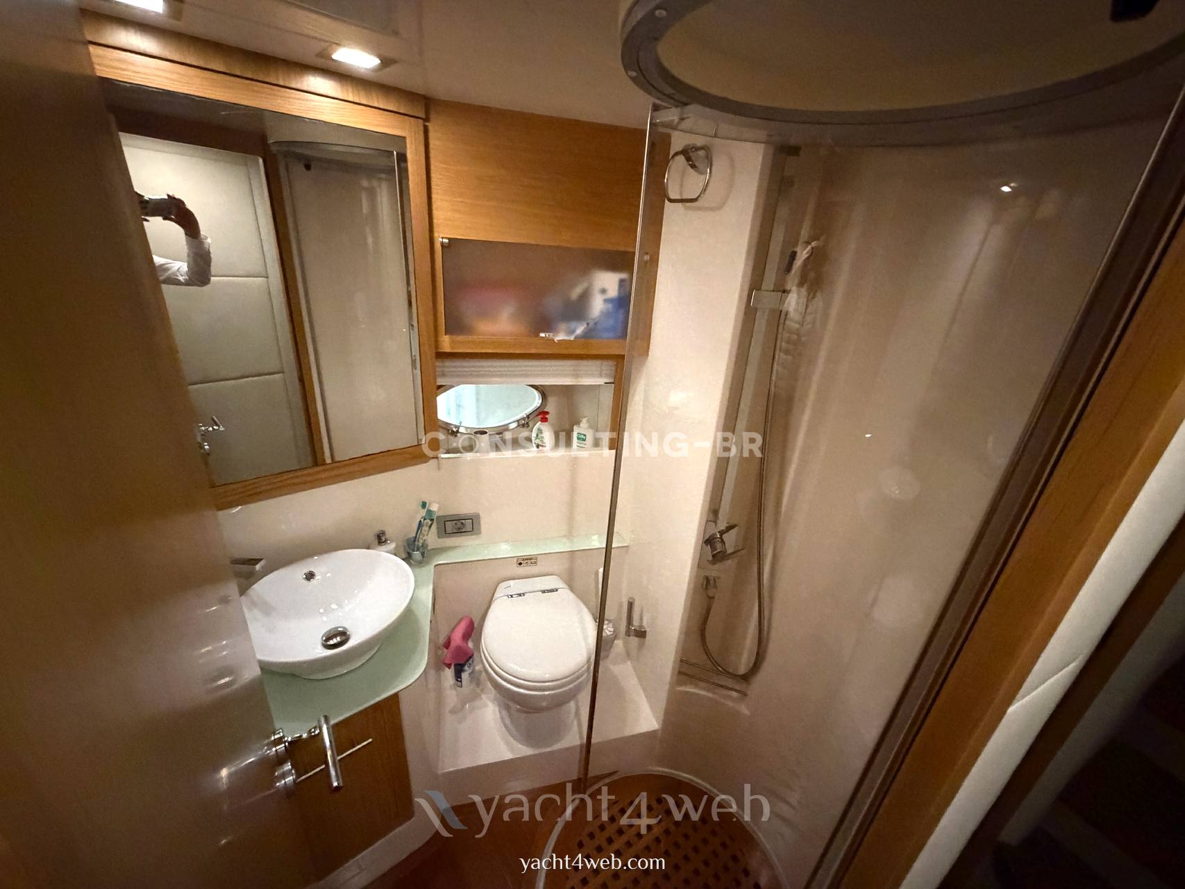 Rodman Muse 44 