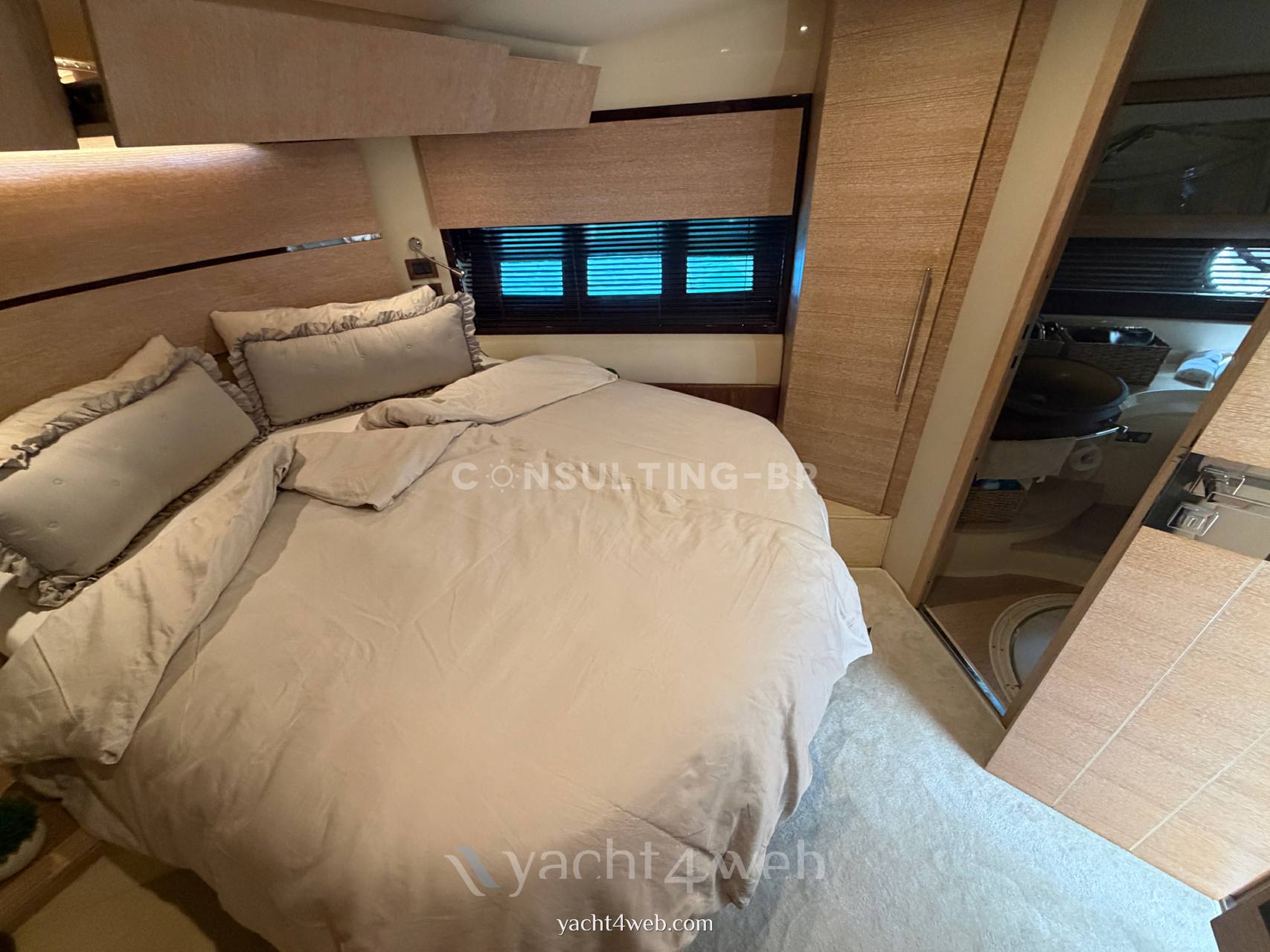 Azimut 47 fly 