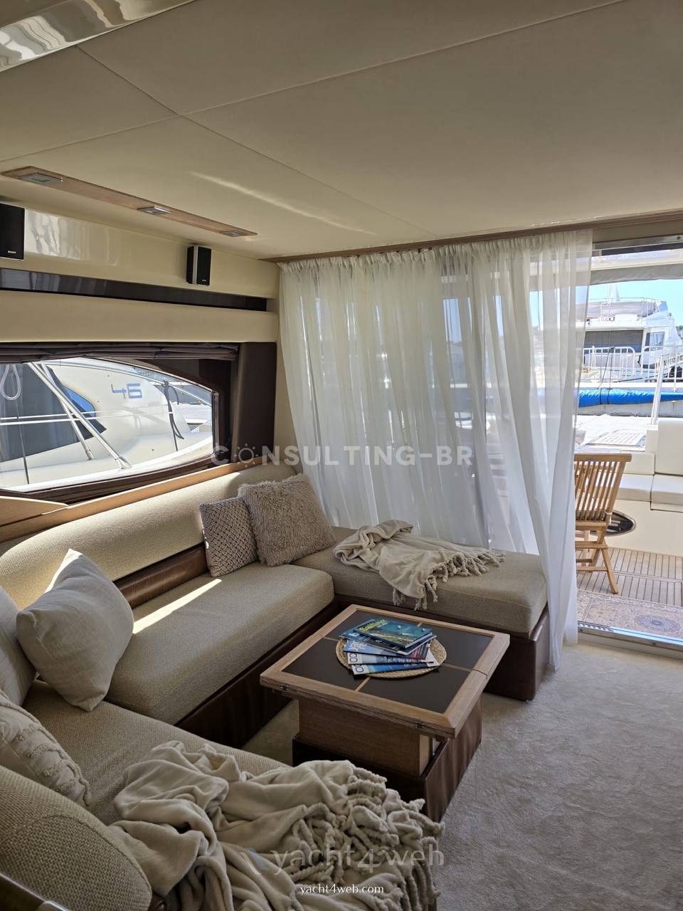 Azimut 47 fly 