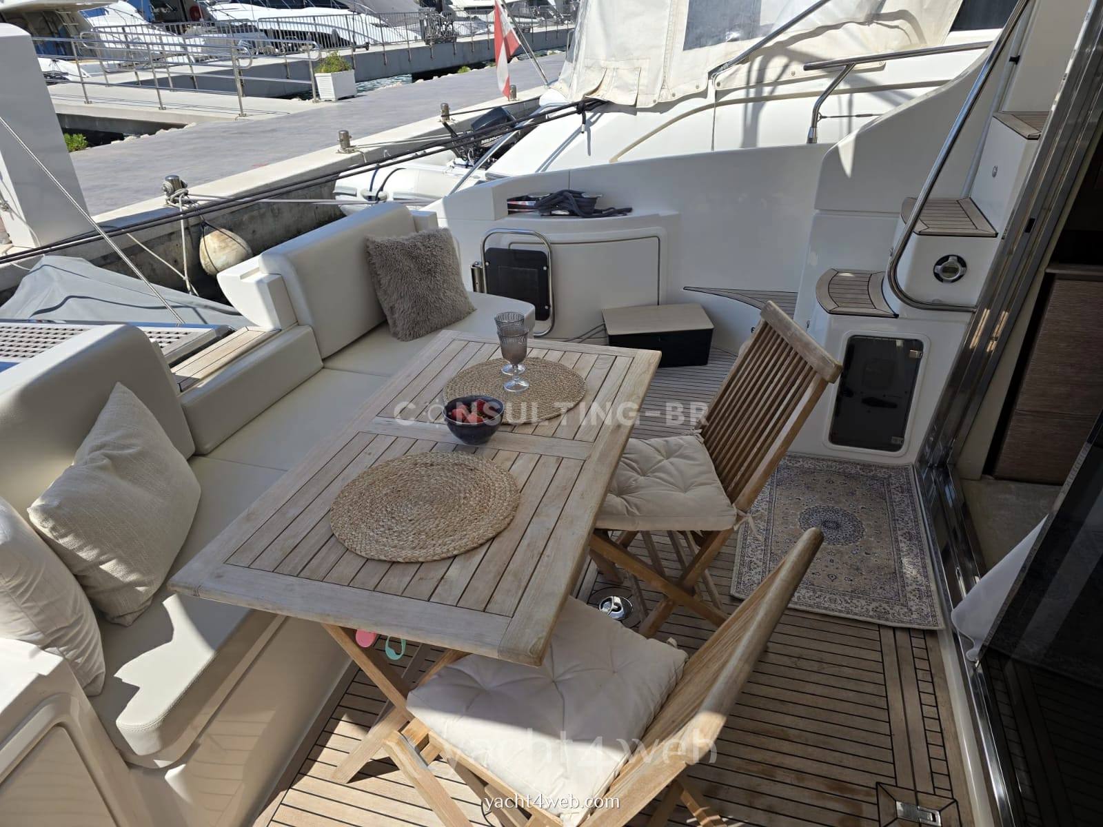Azimut 47 fly 0