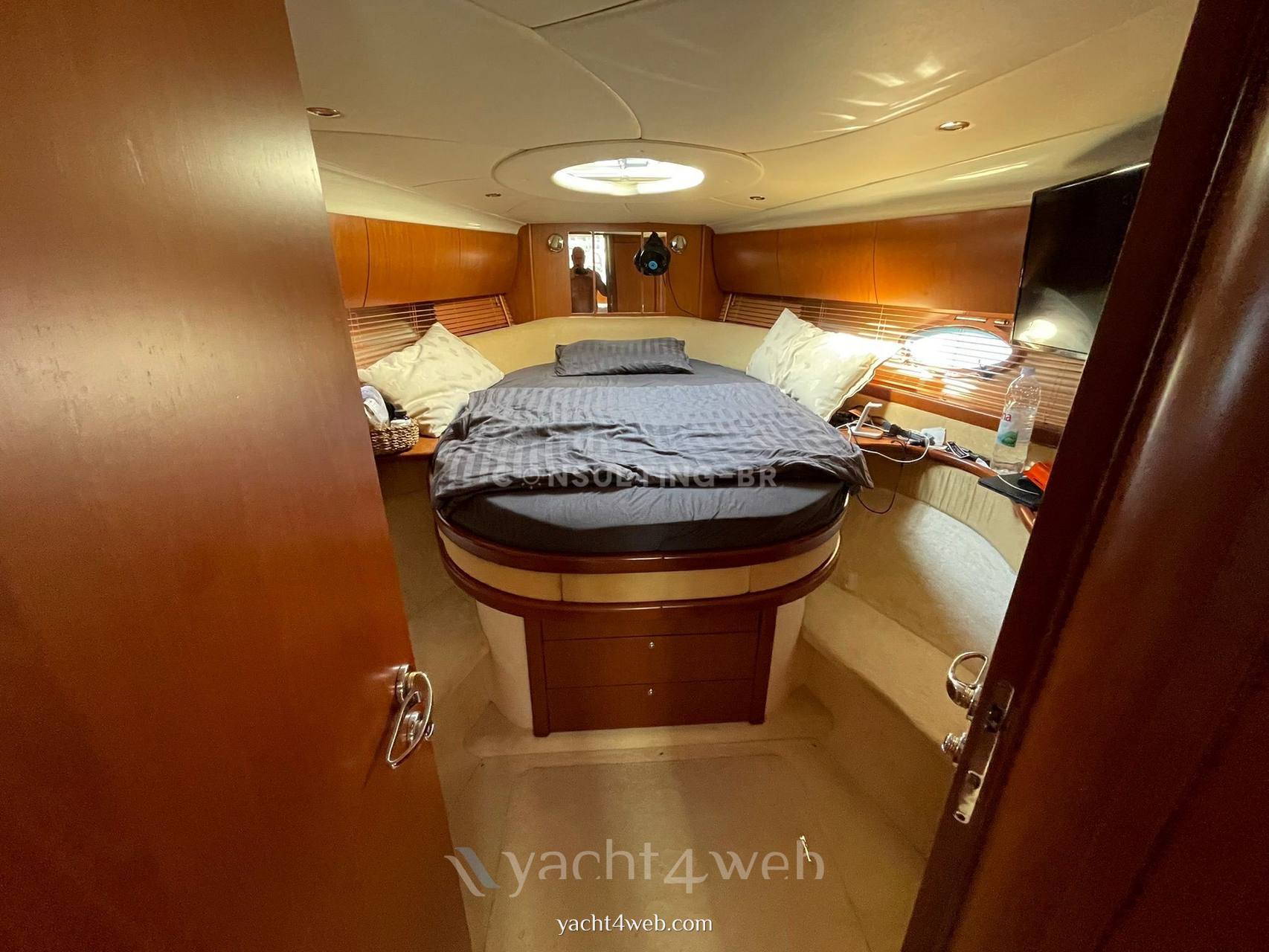 Azimut Atlantis 425 sc bateau à moteur