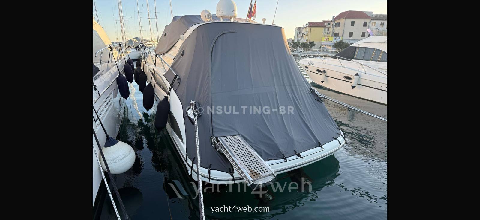 Azimut Atlantis 425 sc Photo