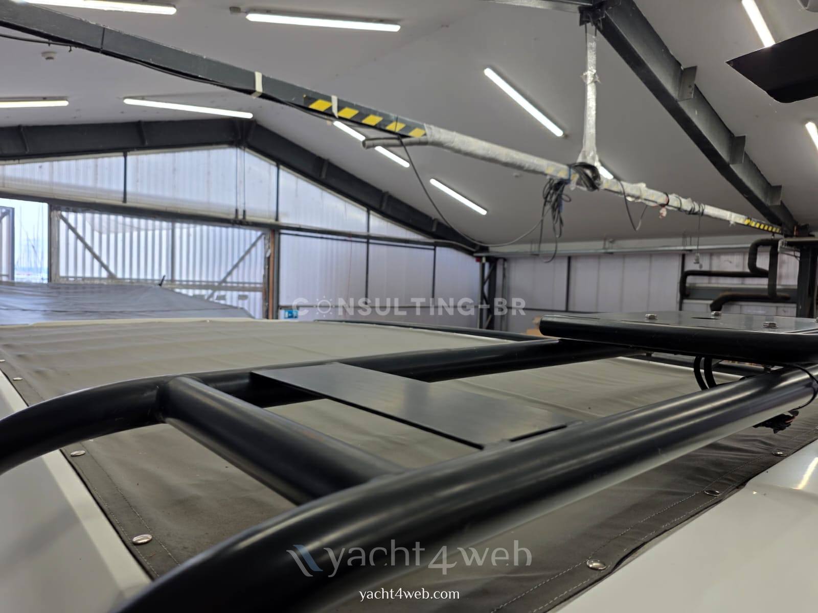 Axopar 28 cabin brabus line 0