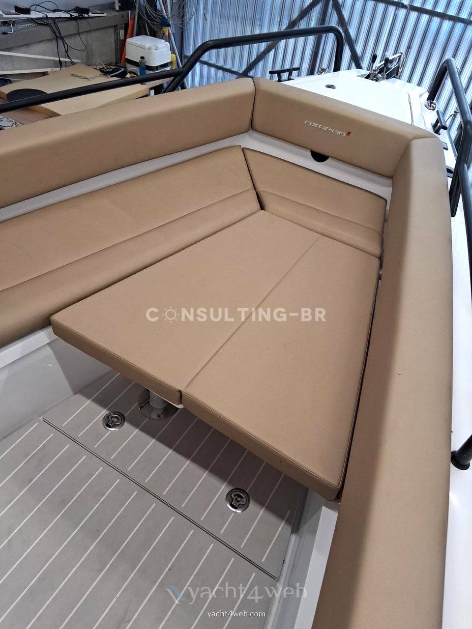 Axopar 28 cabin brabus line 