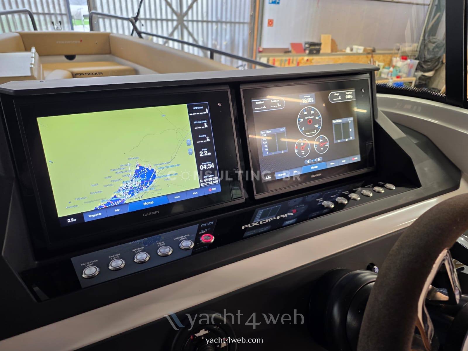Axopar 28 cabin brabus line 