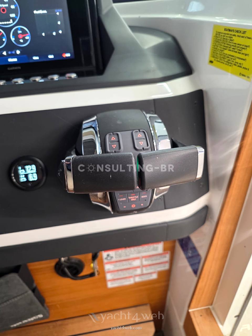Axopar 28 cabin brabus line Motor boat used for sale
