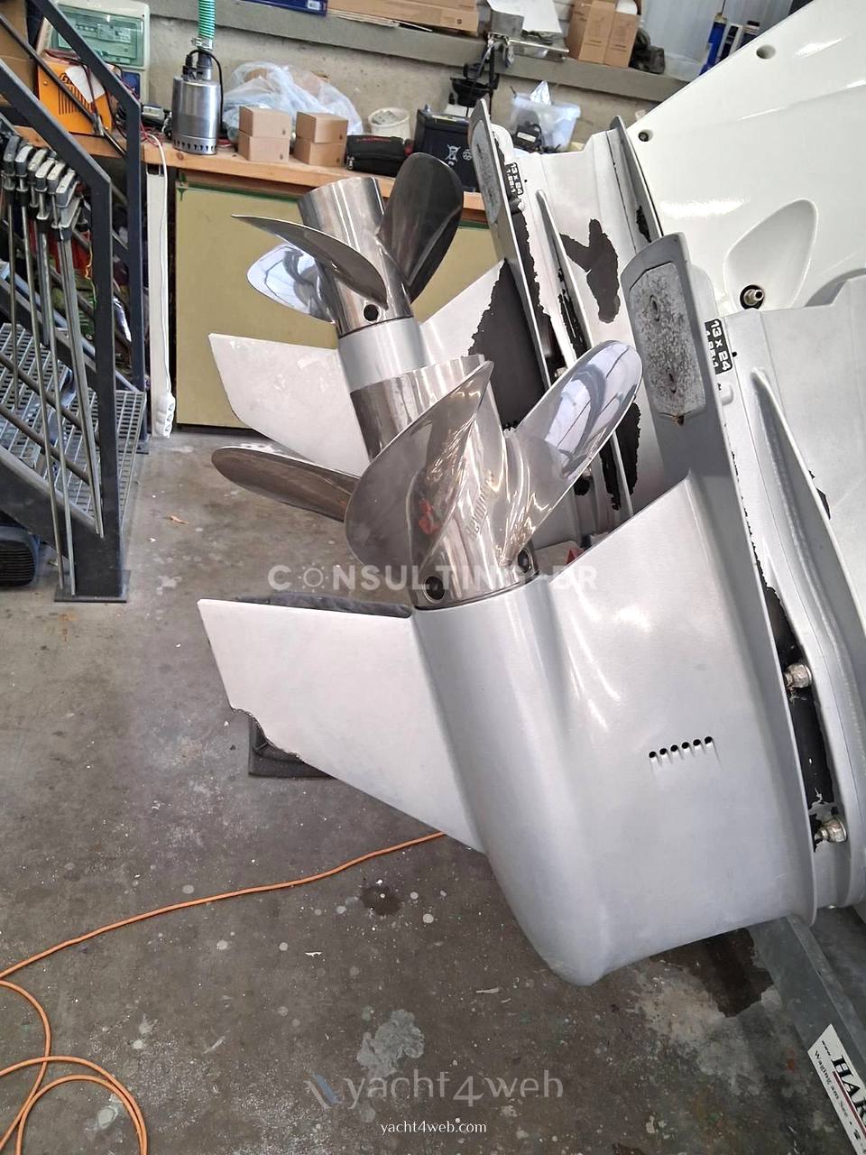 Axopar 28 cabin brabus line Flybridge used