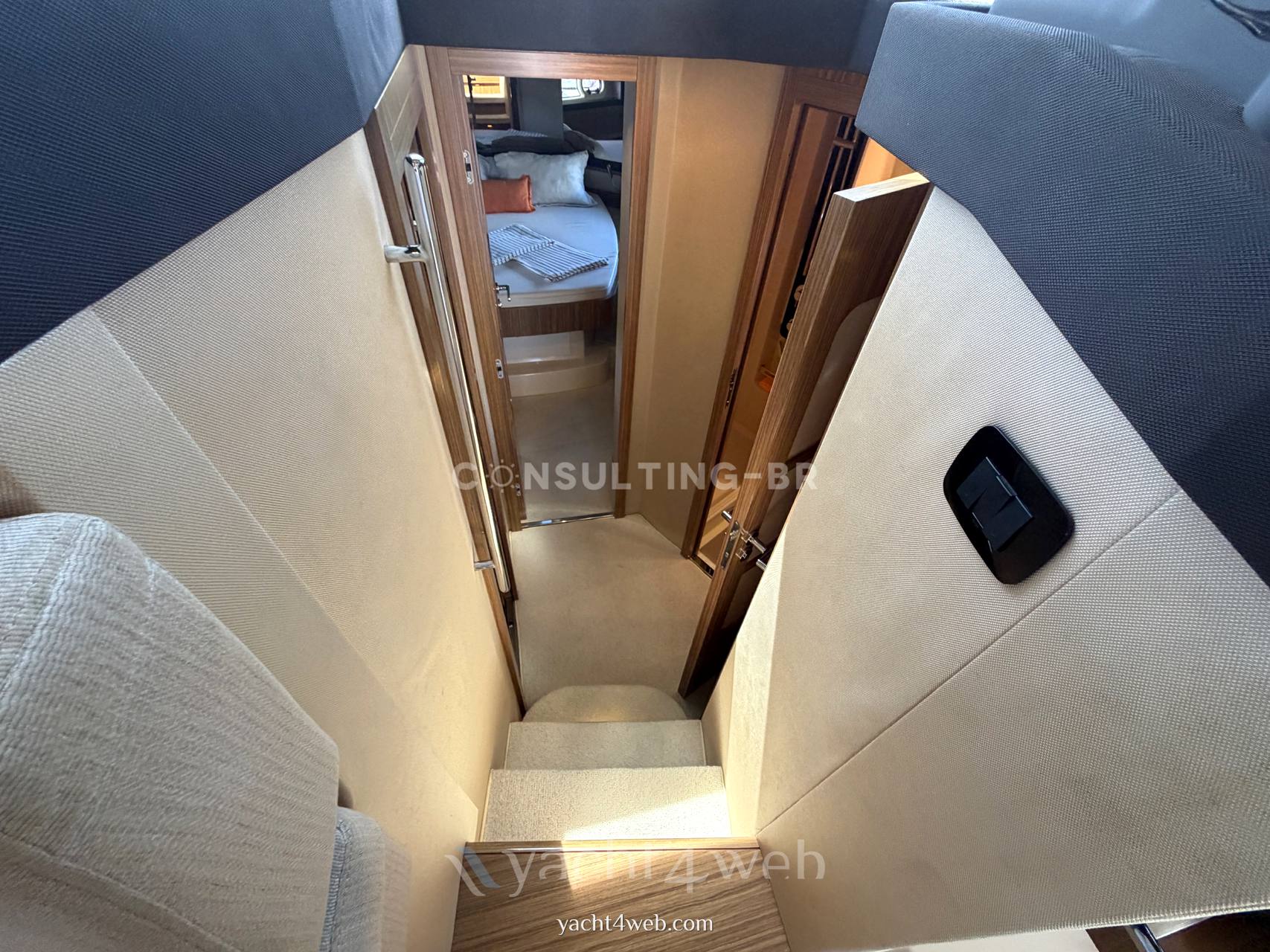 Azimut Magellano 43 