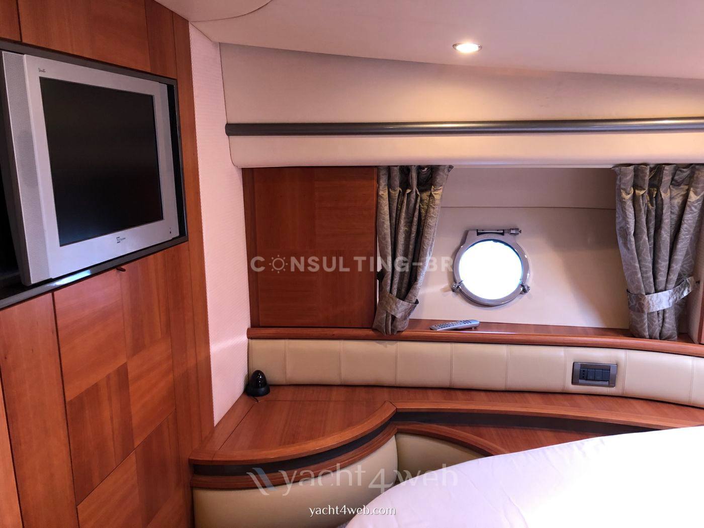 Azimut 50 fly Motor boat used for sale