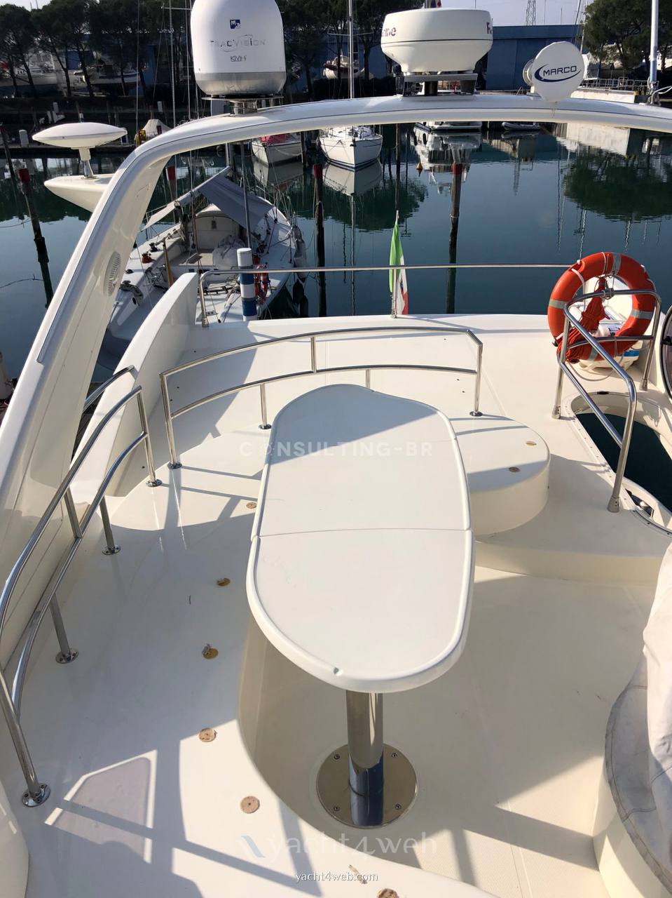 Azimut 50 fly Photo