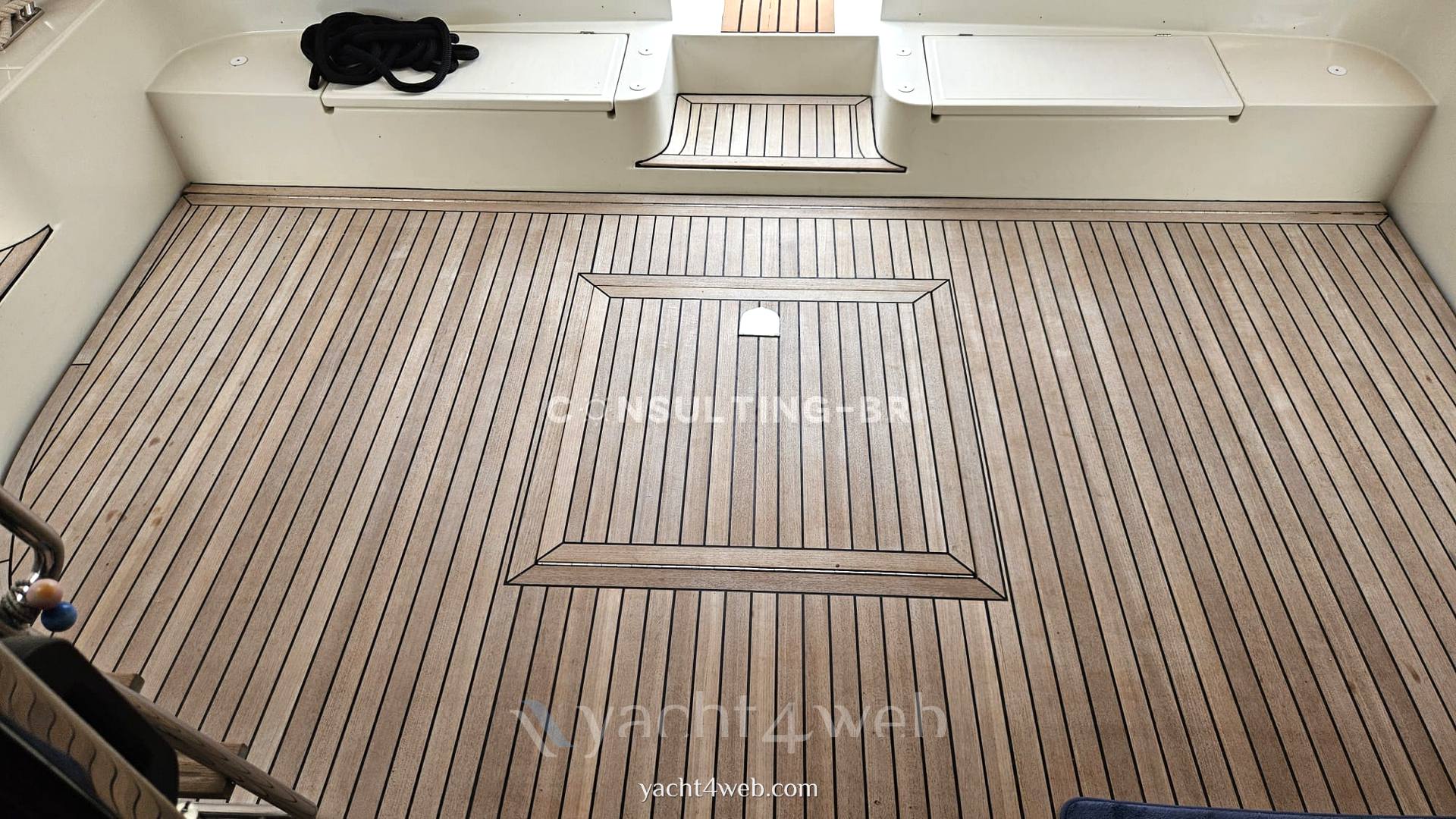 Mochi craft Mochi 16 Flybridge