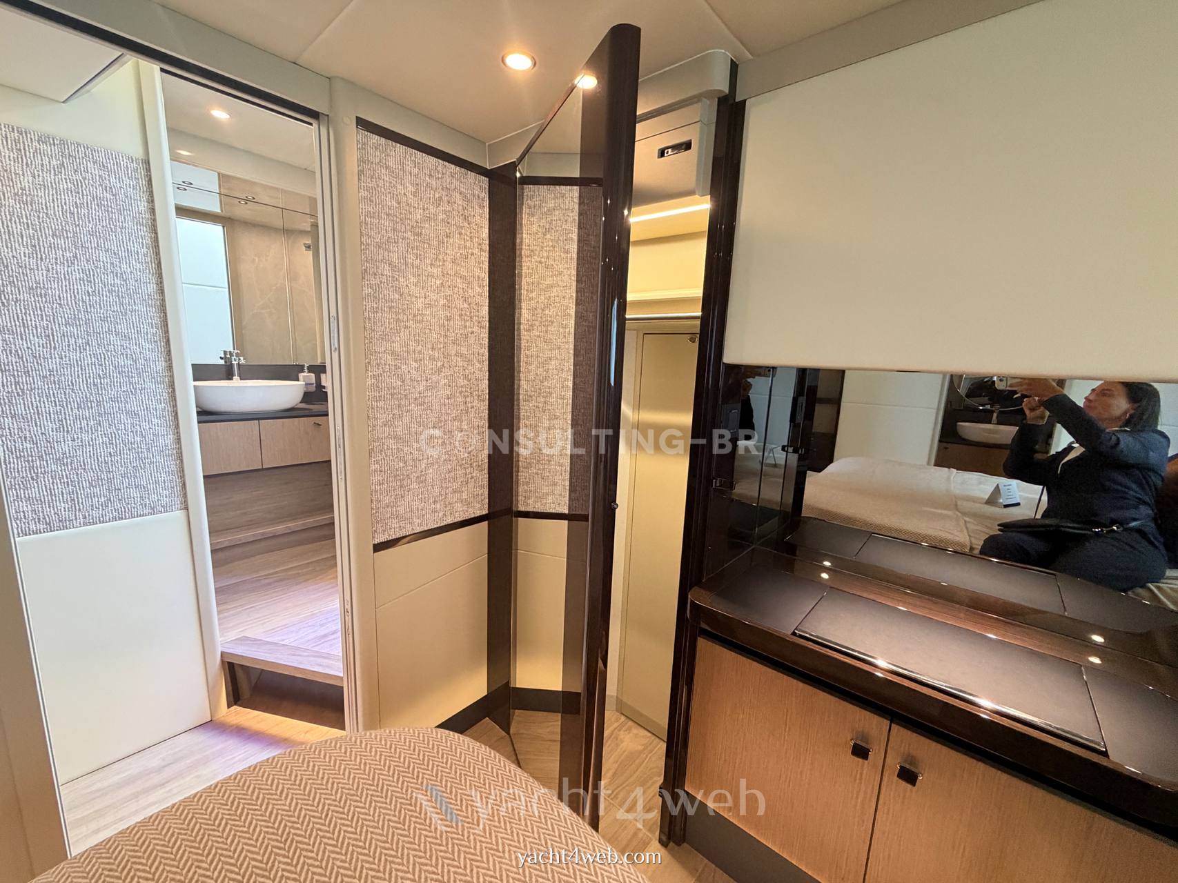 Absolute 60 fly Flybridge verwendet