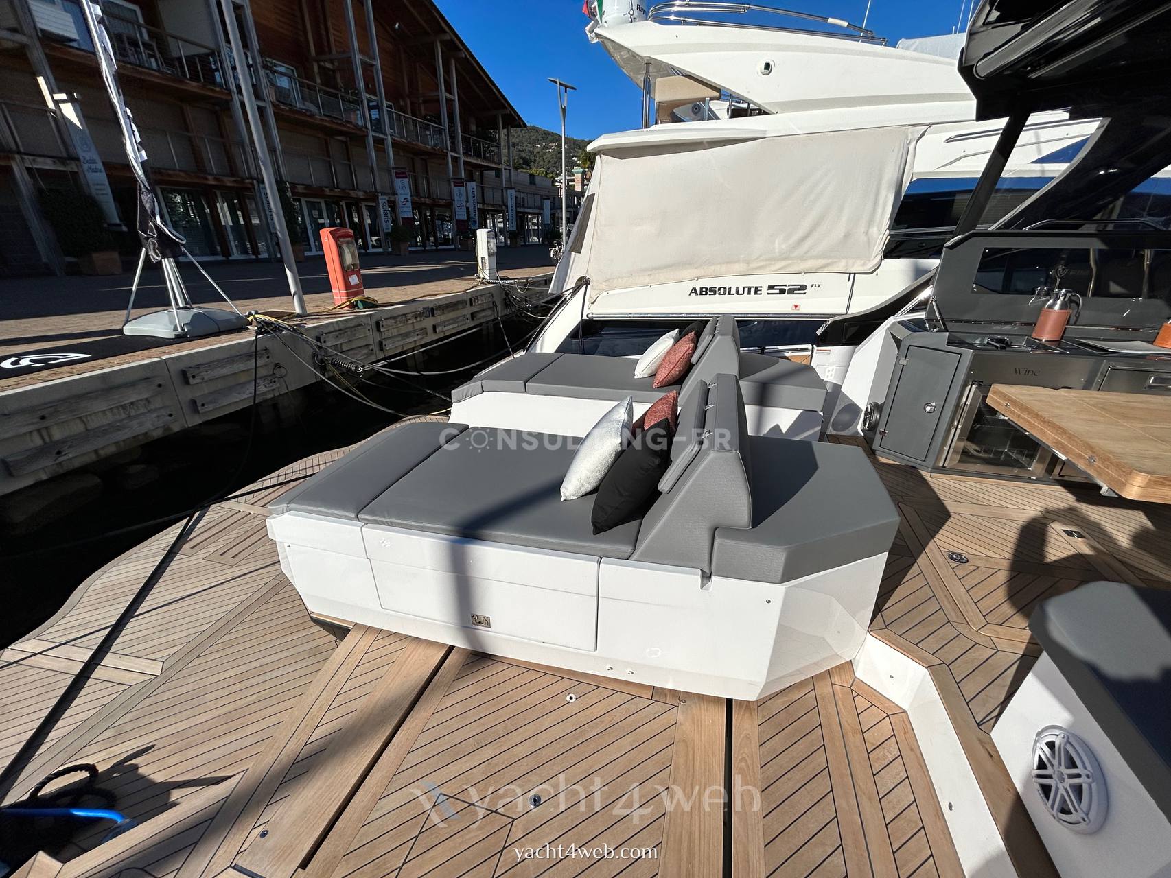 Fim 470 regina barco a motor