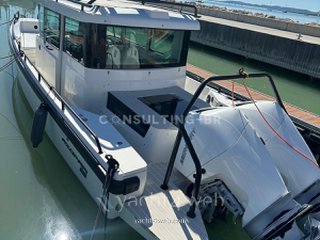 Axopar 28 cabin brabus line