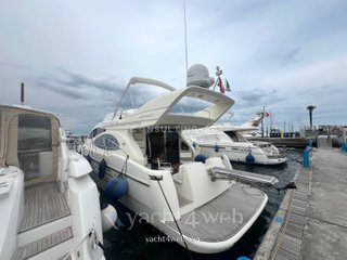 Azimut 46 fly