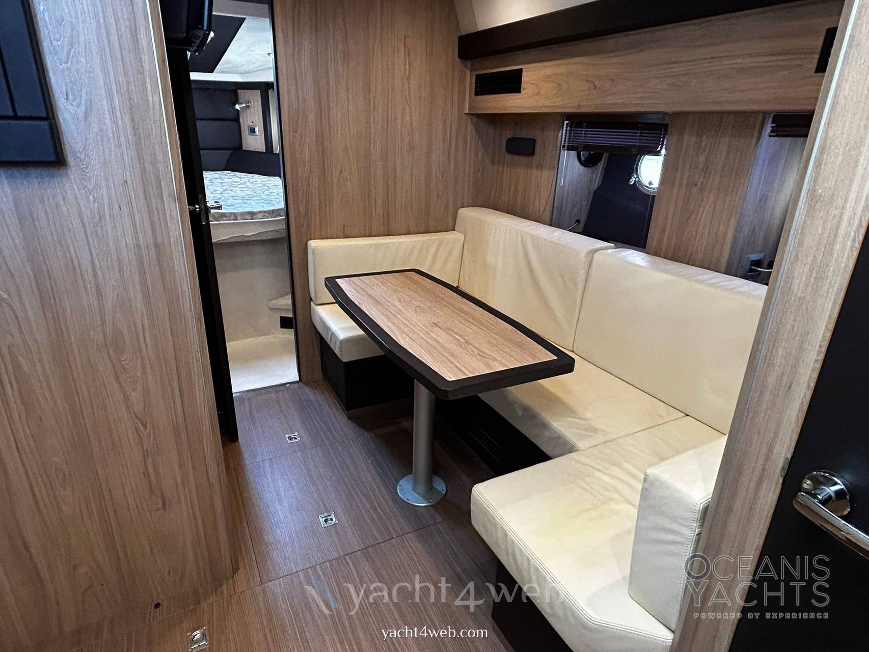 Cranchi 44 ht 游艇 使用