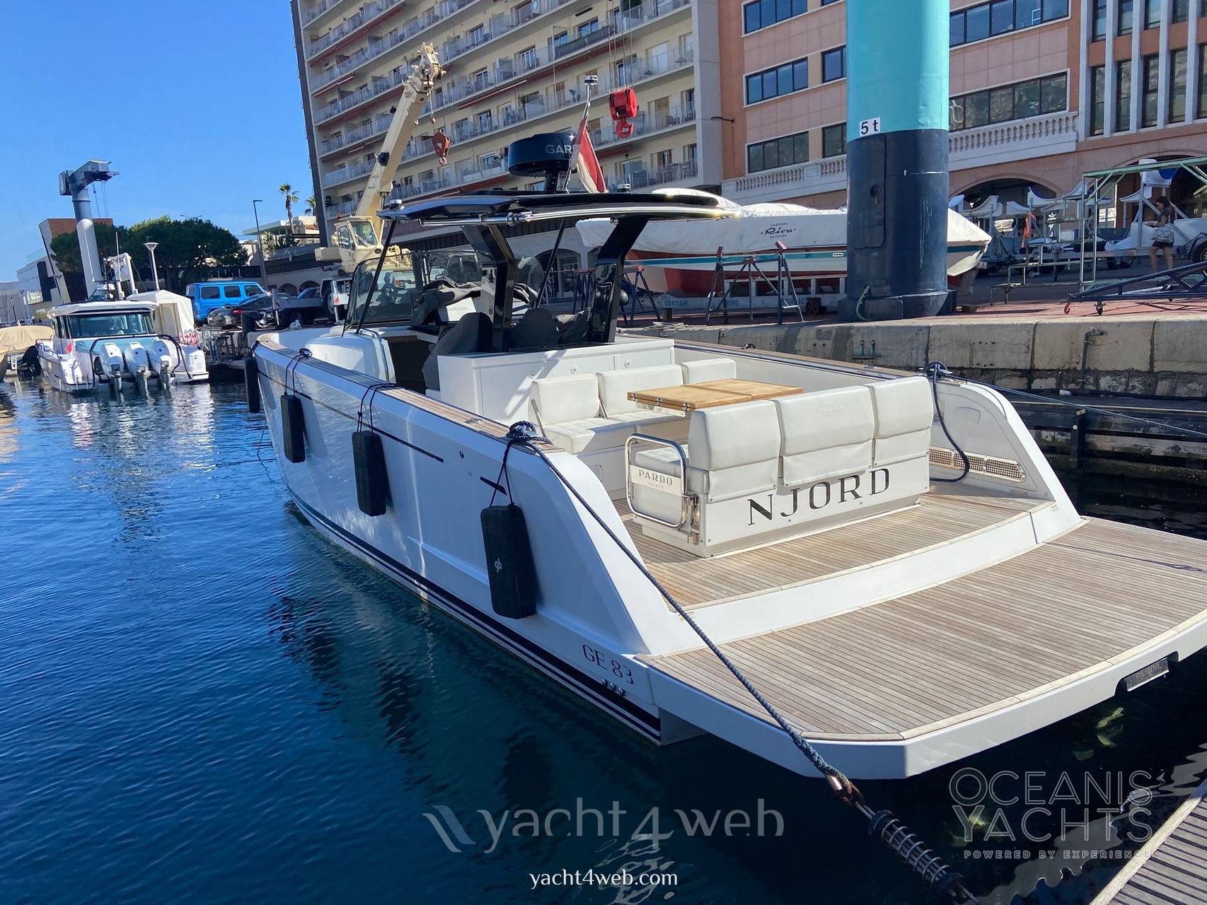 Pardo yachts Walkaround 38 Motorboot gebraucht zum Verkauf