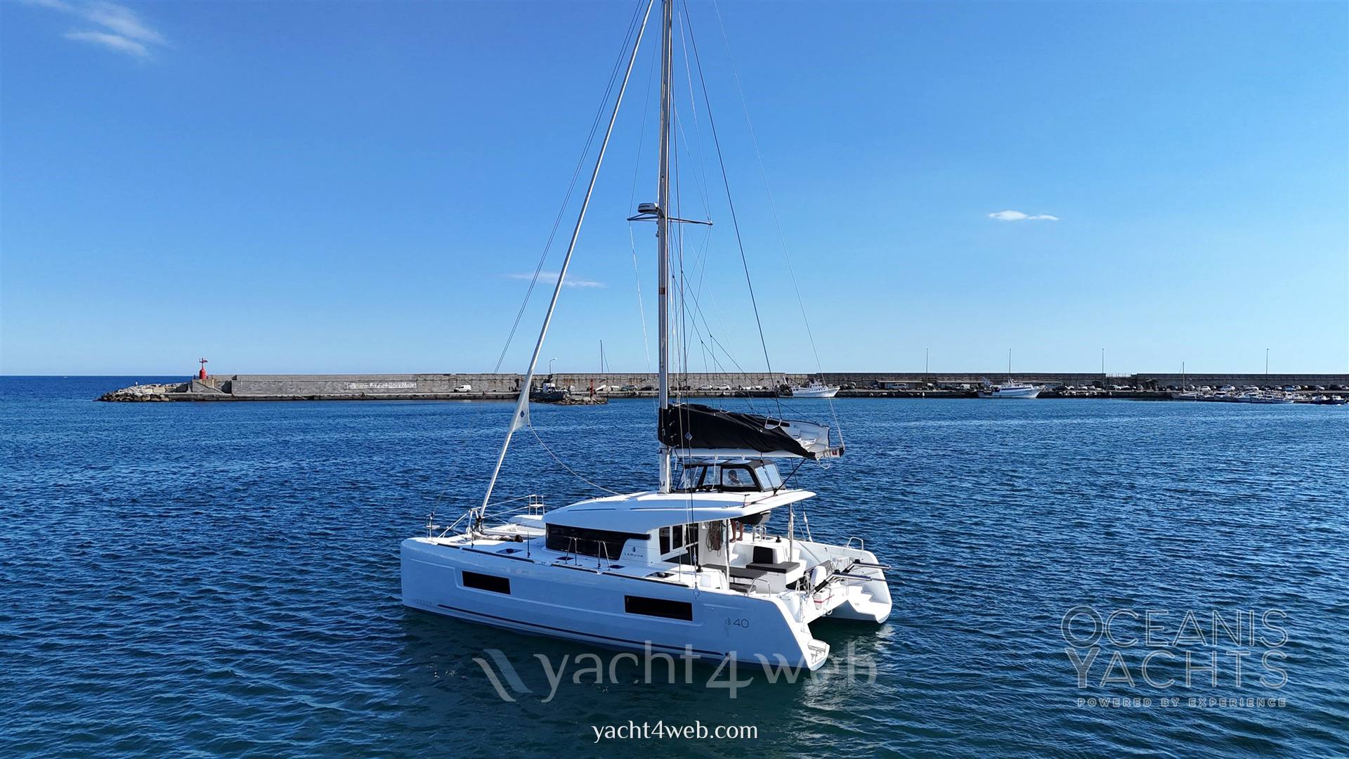 Lagoon 40 