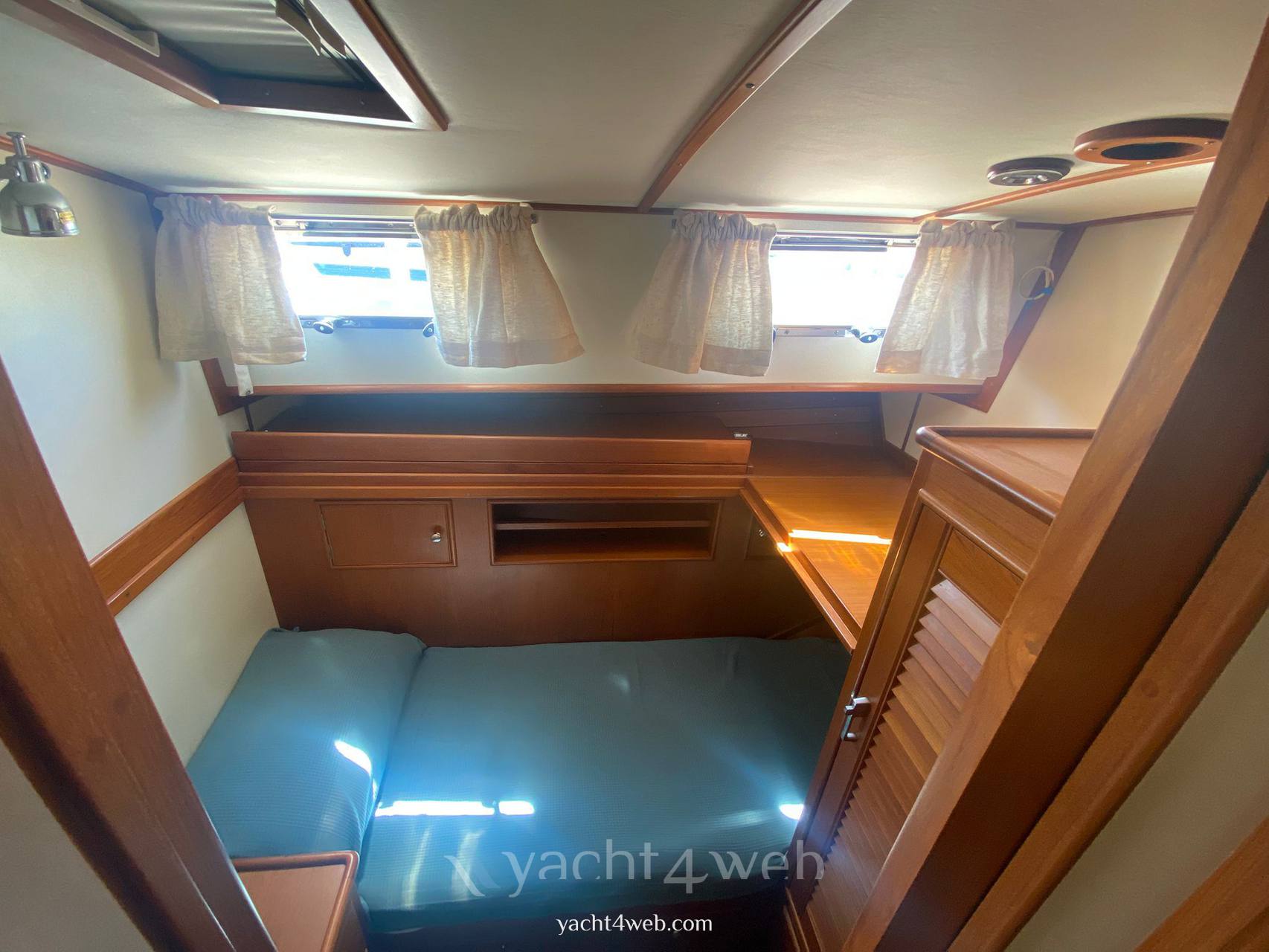 Grand banks Eastbay 43 Motoryacht verwendet
