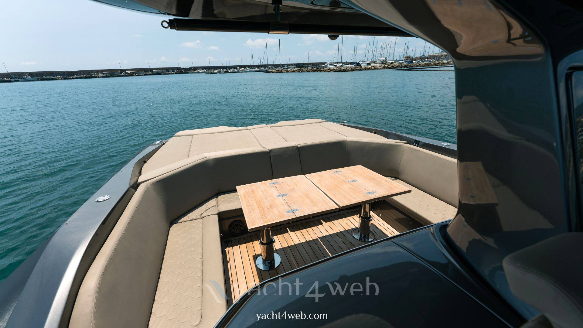 Sacs marine Strider 15 0