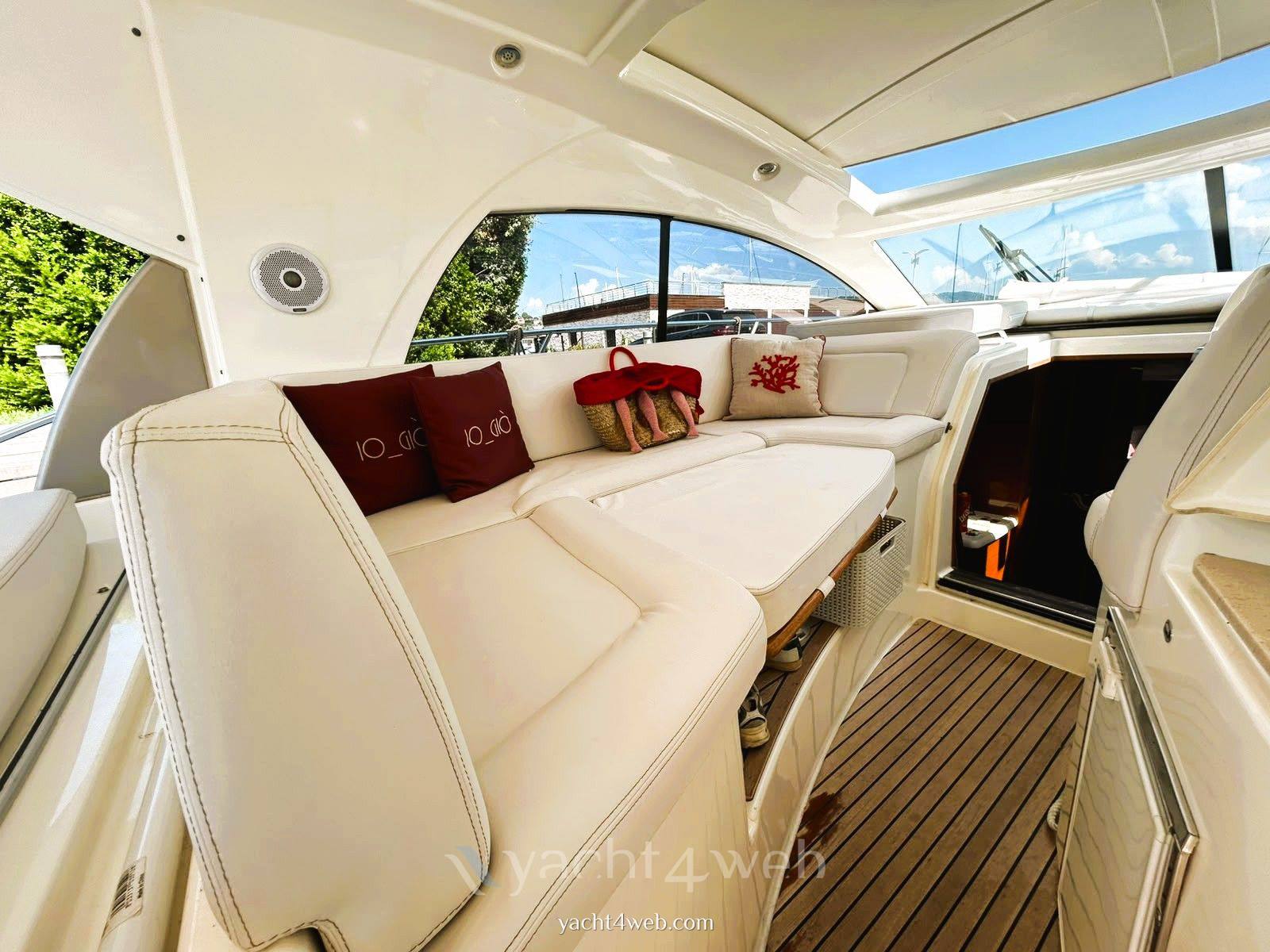 Prestige 38s Yate a motor usado