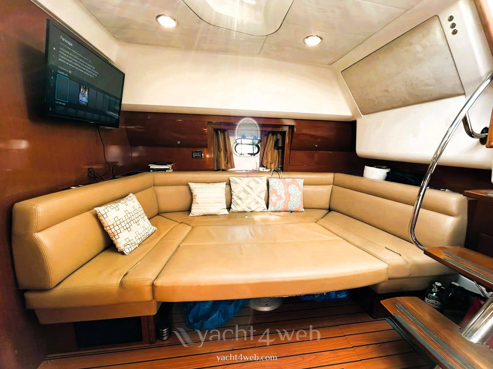 Prestige 38s Yate a motor usado
